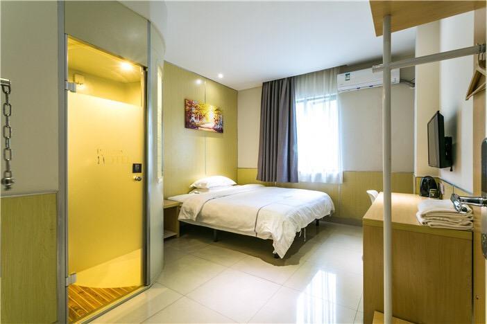 100 Inn Plus Pudong Airport Hotel Shanghai Esterno foto